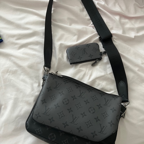 Louis Vuitton Bags for Men - Poshmark